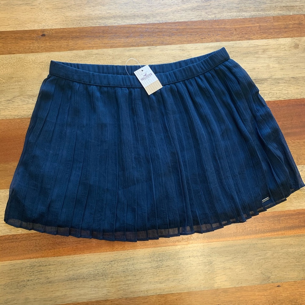 Hollister Pleated Skirt